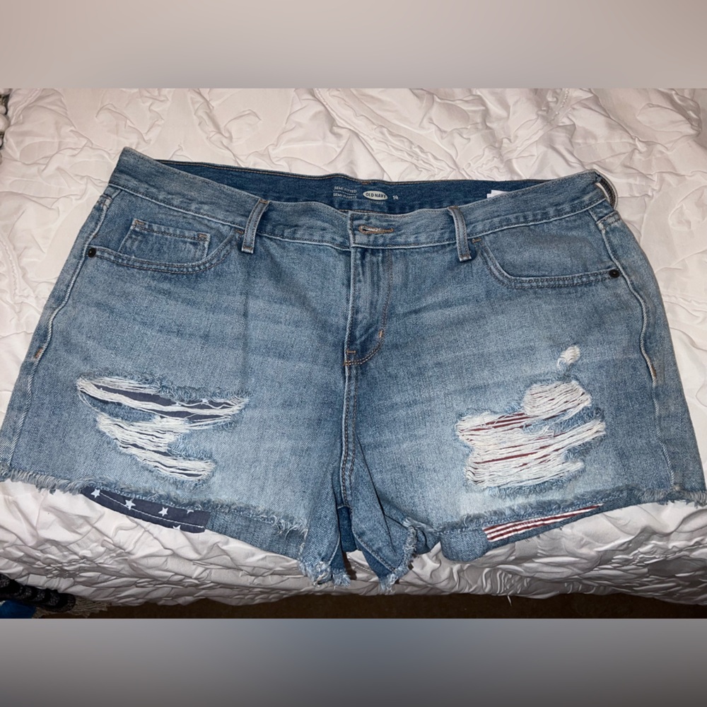 Old Navy flag shorts